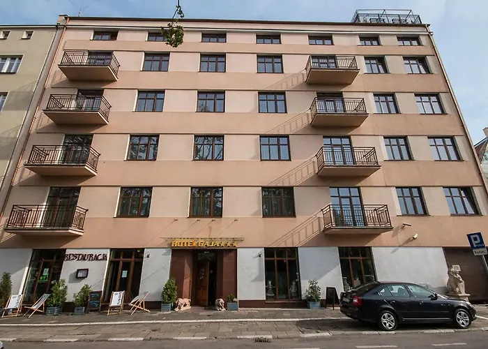 Gaja Hotel apartamentowy 3*